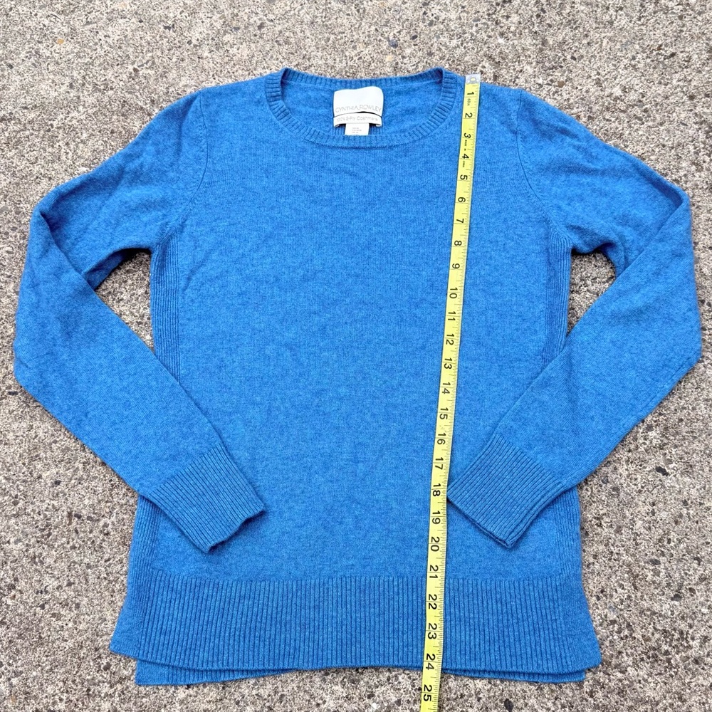 Cynthia Rowley Vibrant Blue Crew Neck Sweater super soft and cozy size M - Picture 6 of 7